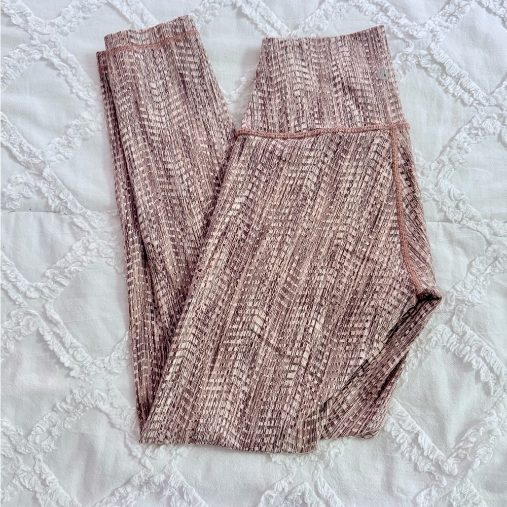Lululemon Athletica Wunder Under pink patterned 7/8 Leggings